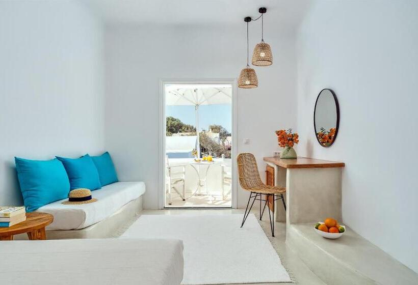 هتل Finikia Memories