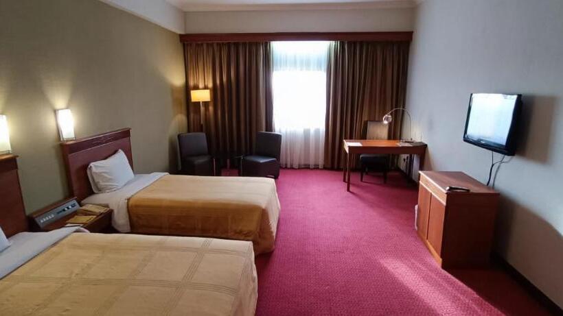 Hotel Grand Continental Kuching