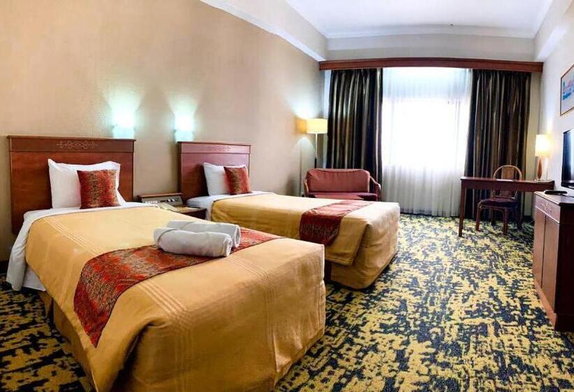 Hotel Grand Continental Kuching