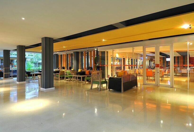 ホテル Aloft Bali Kuta Beachwalk