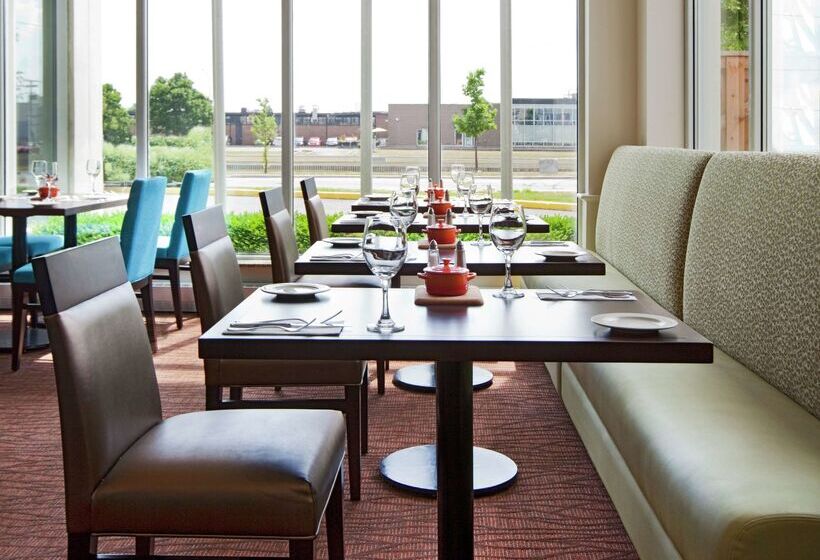 Fotos del hotel Hilton Garden Inn Montreal Airport:  47