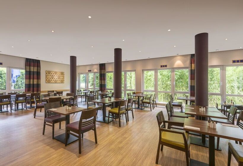 هتل Holiday Inn Express Cologne Troisdorf, An Ihg