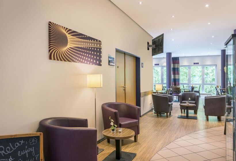 هتل Holiday Inn Express Cologne Troisdorf, An Ihg