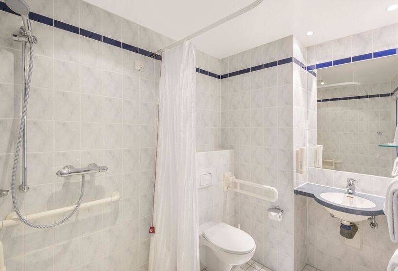 هتل Holiday Inn Express Cologne Troisdorf, An Ihg