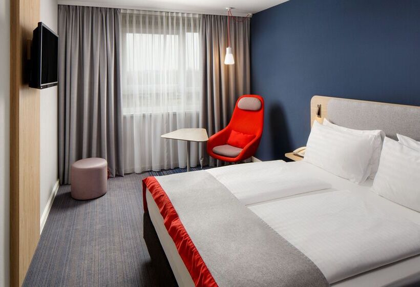هتل Holiday Inn Express Düsseldorf   City North, An Ihg