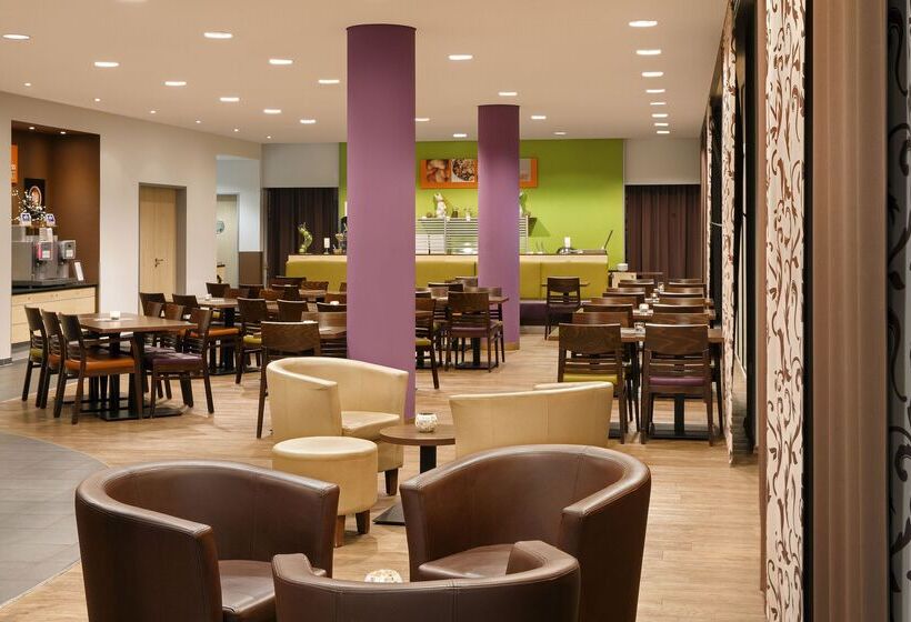 هتل Holiday Inn Express Düsseldorf   City North, An Ihg