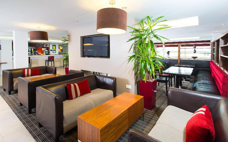 هتل Holiday Inn Express Milton Keynes, An Ihg