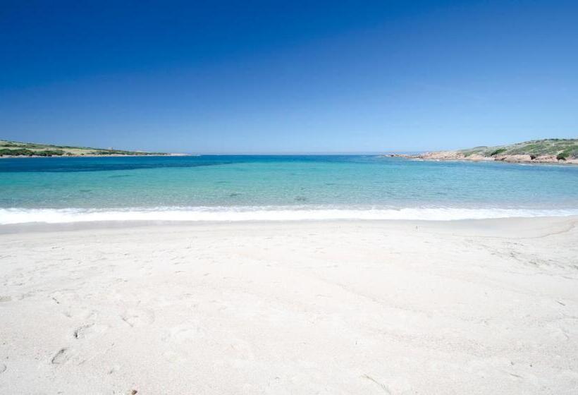 ホテル Il Gabbiano  Isola Rossa