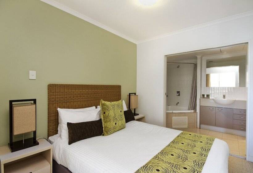 هتل Mantra Ettalong Beach