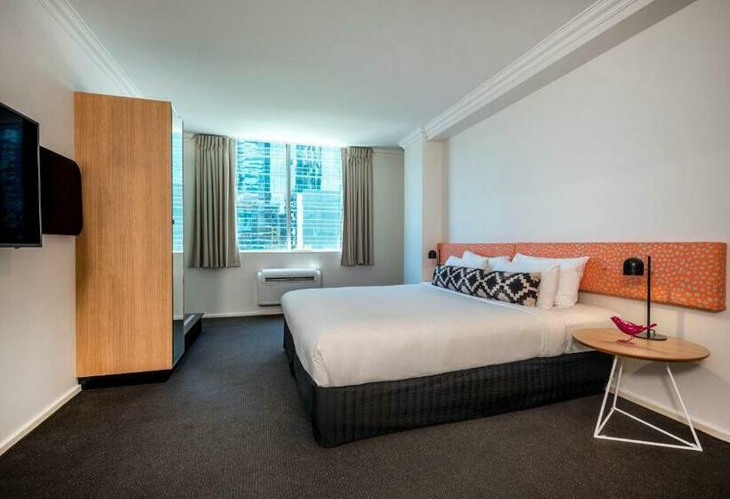 هتل Oaks Perth