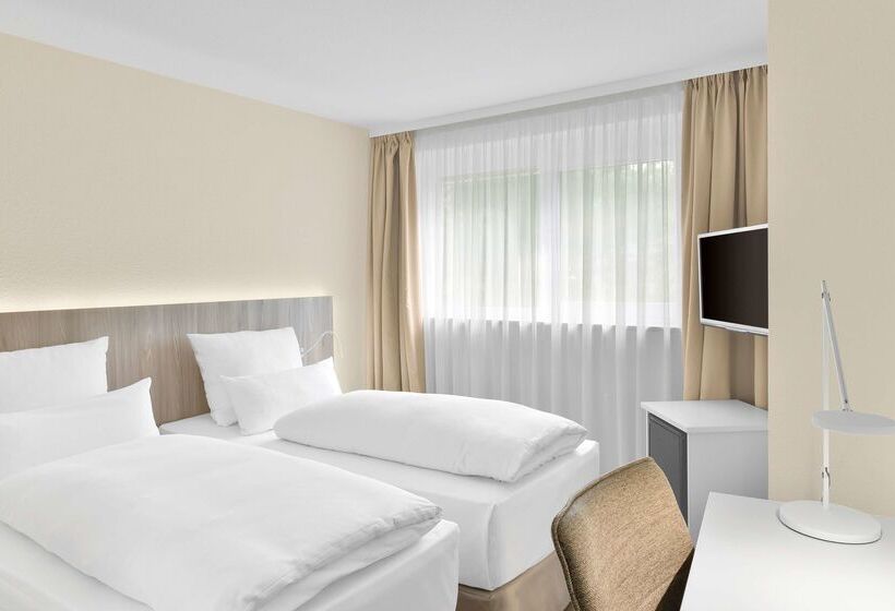 Отель NH Fürth Nürnberg