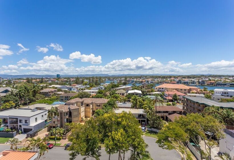 هتل Sovereign On The Gold Coast