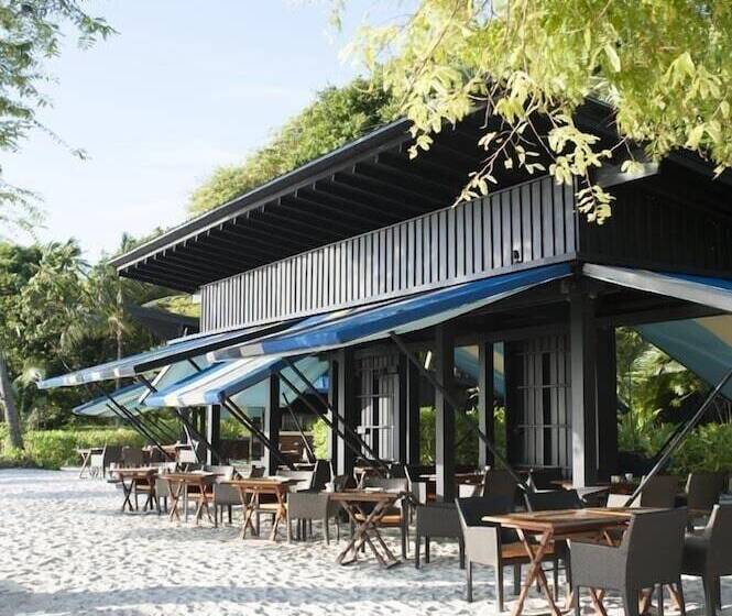 فندق Zeavola Resort