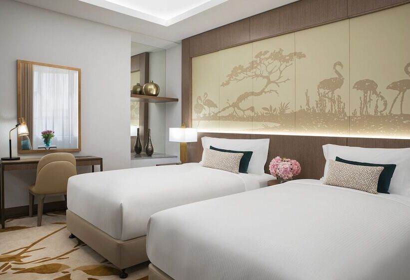 Al Jaddaf Rotana Suite