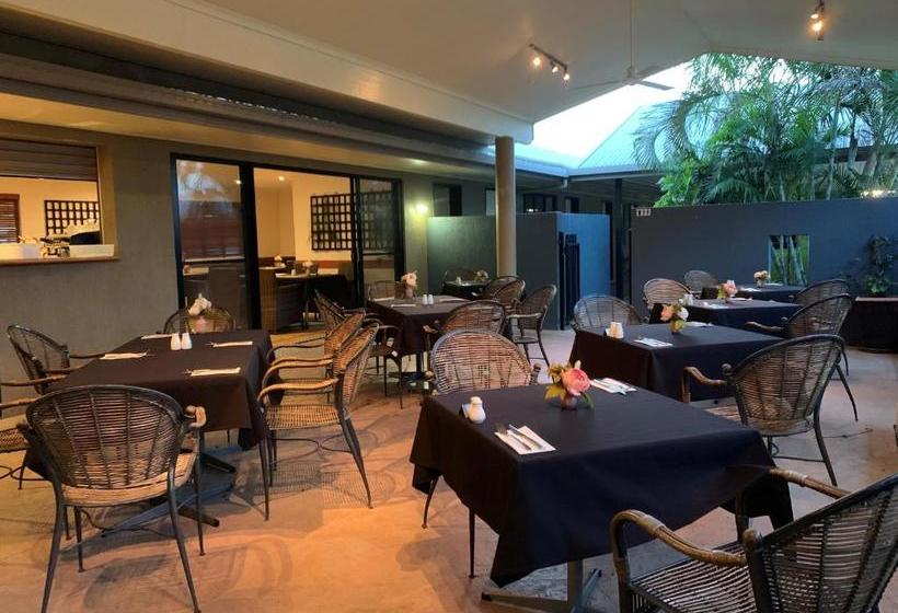 Отель Biloela Palms Motor Inn