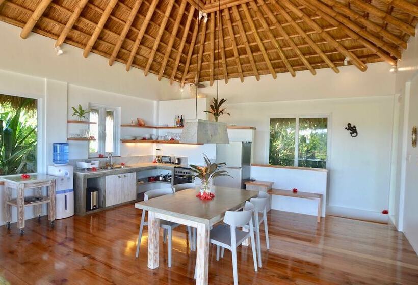 Hotel Diniview Villas