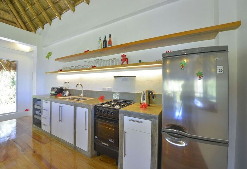 Hotel Diniview Villas