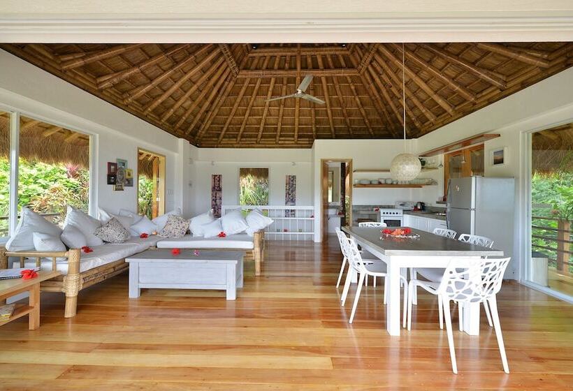 Hotel Diniview Villas