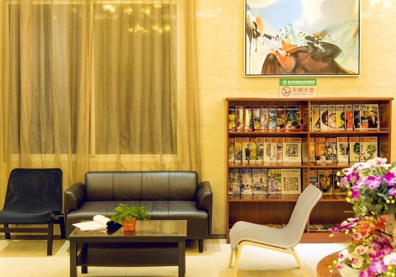 בית מלון כפרי Greentree Inn Jiangsu Taizhou Jingjiang Bus Station Express