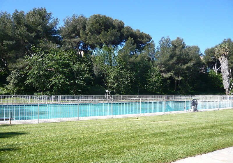 Отель Luberon Loisirs