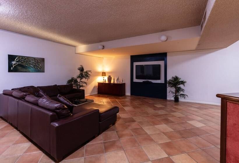 فندق Sails Geraldton Accommodation