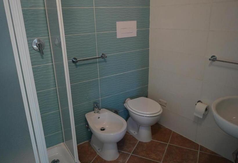 B&b Don Peppe  Don Ilario