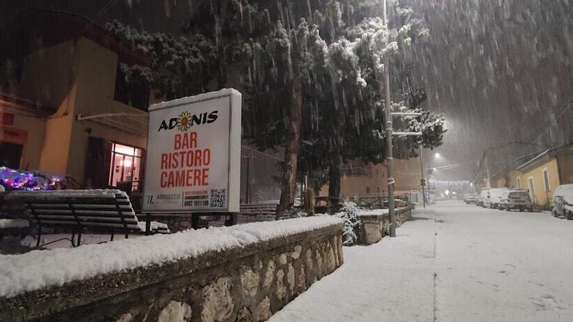 مبيت وإفطار Adonis