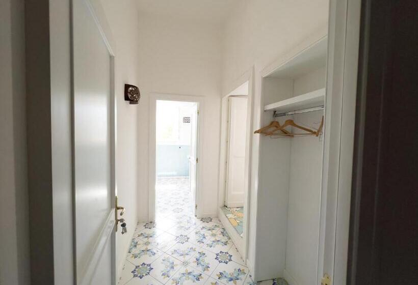 تختخواب و صبحانه Casa Niná