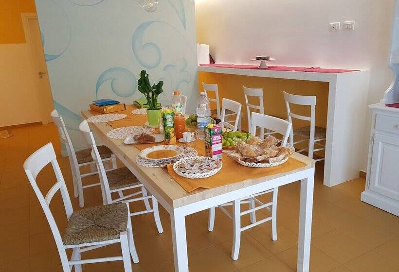 ベッドアンドブレックファースト Oikos Selinunte Guest House