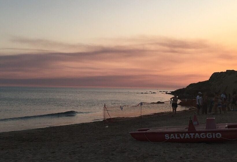 ベッドアンドブレックファースト Oikos Selinunte Guest House