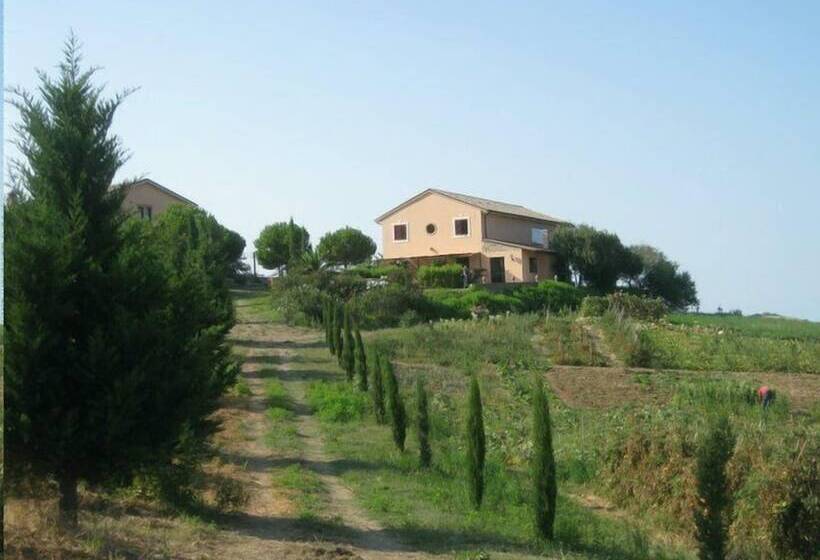 فندق ريفى Agriturismo Le Macine