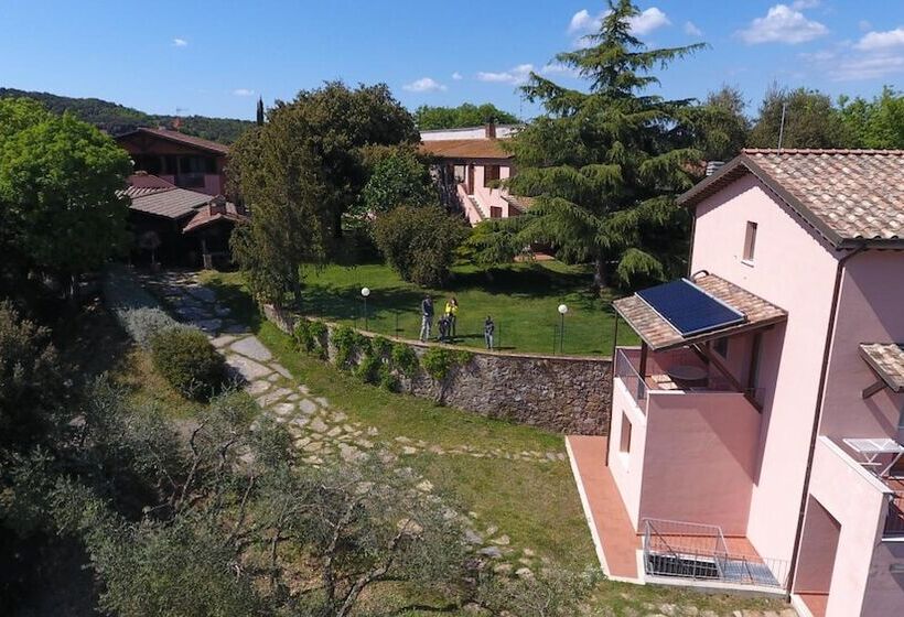 هتل روستایی Agriturismo Poggio Corbello