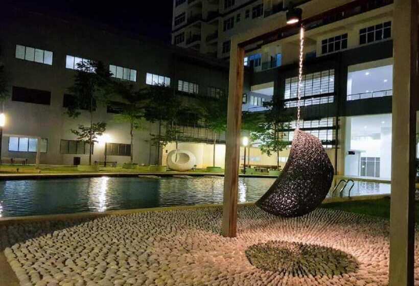 בית מלון כפרי Skypod