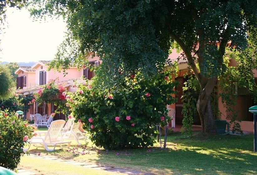 اقامتگاه Verdemare Sardegna Due Villette