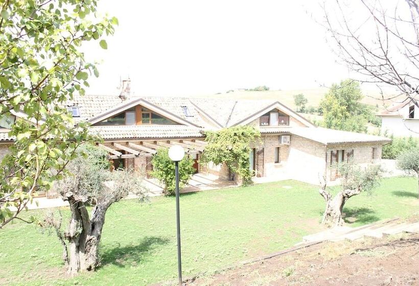 تختخواب و صبحانه Il Casale Della Gioia