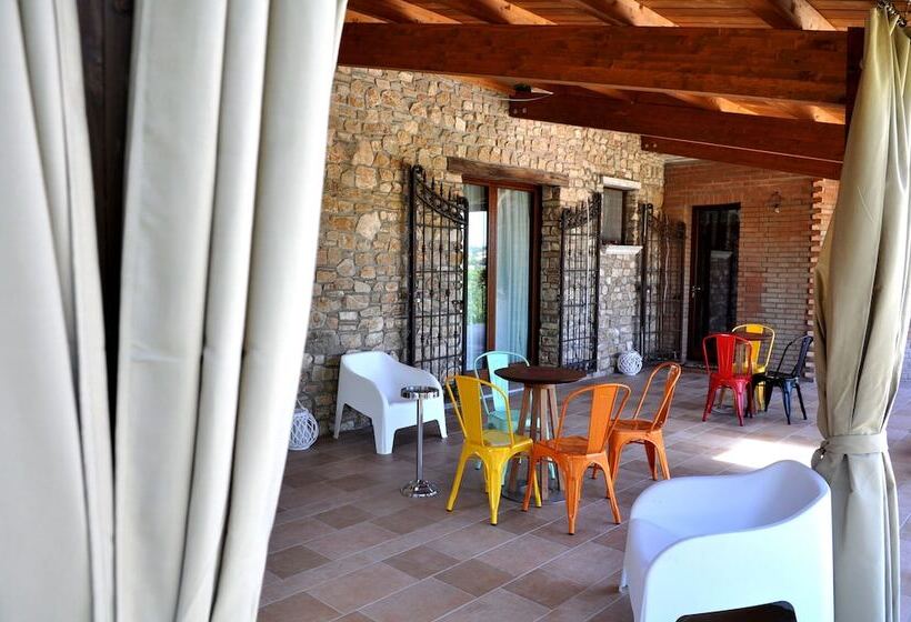 تختخواب و صبحانه Il Casale Della Gioia
