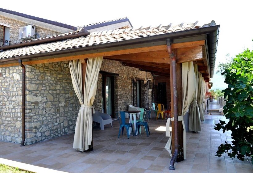 تختخواب و صبحانه Il Casale Della Gioia