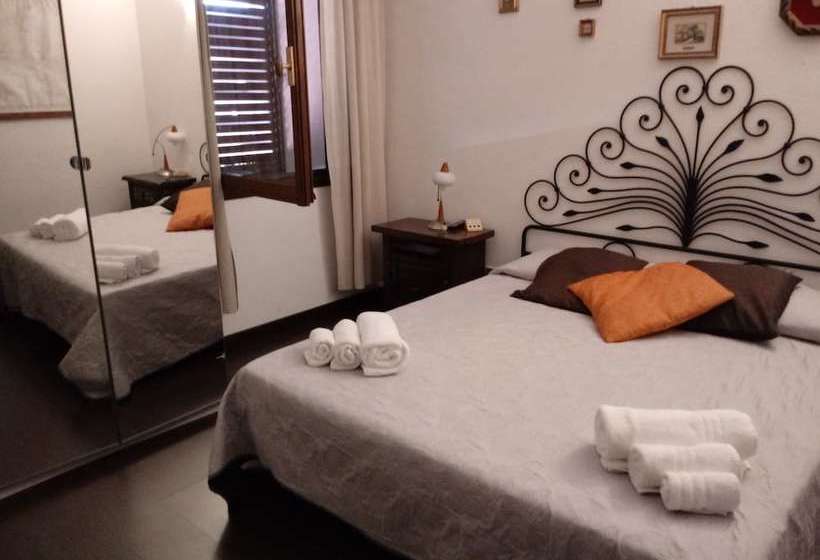 住宿加早餐  Villa Gandamar