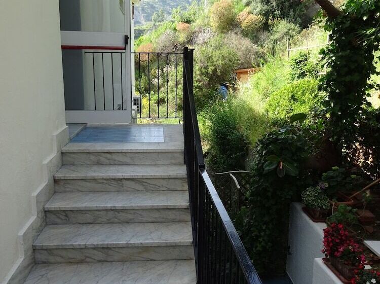 هتل Casa Antonio