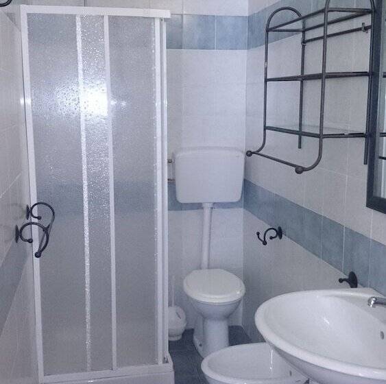 هتل Villaggio Camping Calapineta