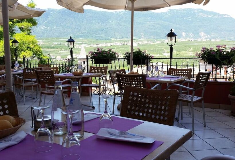 Victory Hotel Dermulo Di Predaia