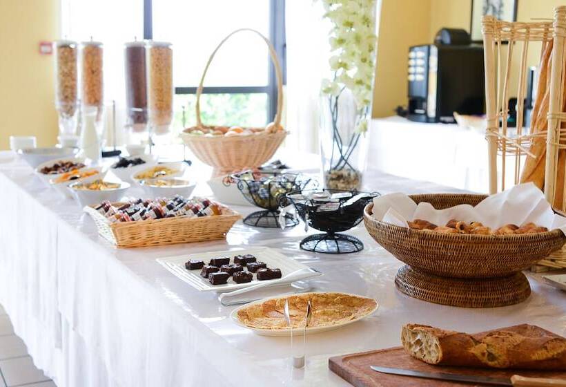 فندق Archamps Porte Sud De Geneve