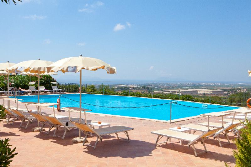 هتل Baglio Oneto Dei Principi Di San Lorenzo  Luxury Wine Resort