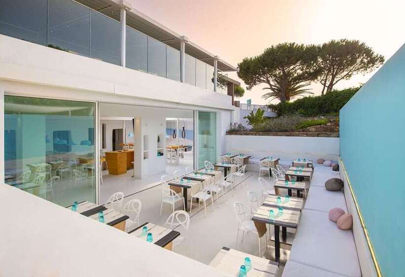Отель Baia Di Chia Resort Sardinia, Curio Collection By Hilton