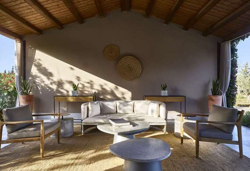 Отель Baia Di Chia Resort Sardinia, Curio Collection By Hilton