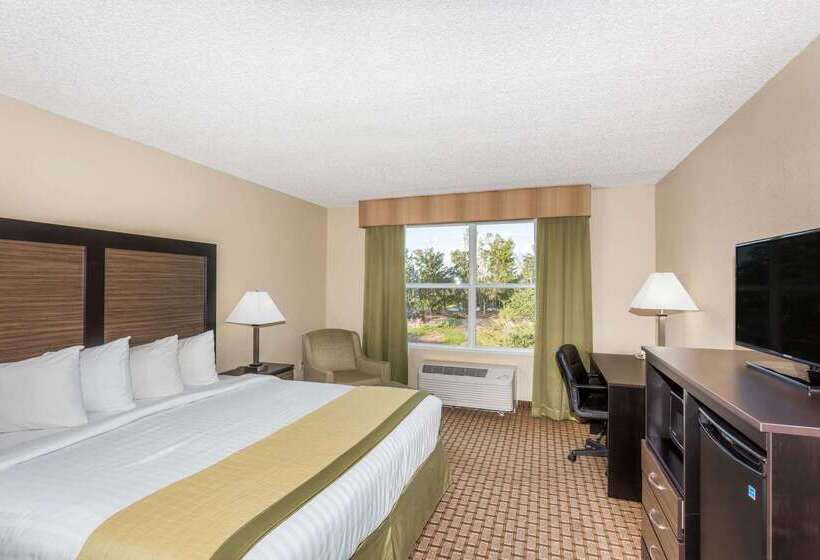 فندق Baymont By Wyndham Fort Myers Airport
