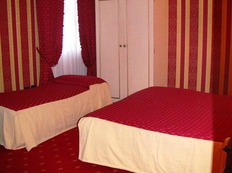 Fotos del hotel Belle Epoque:  4