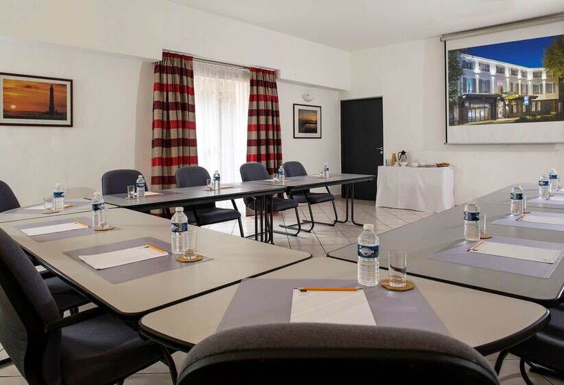 هتل Best Western Le Comtadin