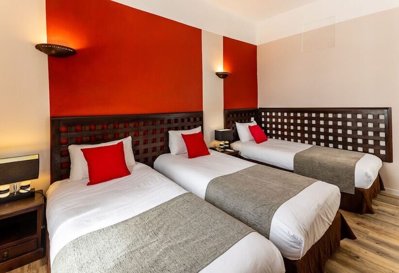 هتل Best Western Le Comtadin