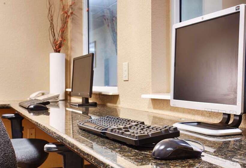 هتل Best Western Plus Waco North